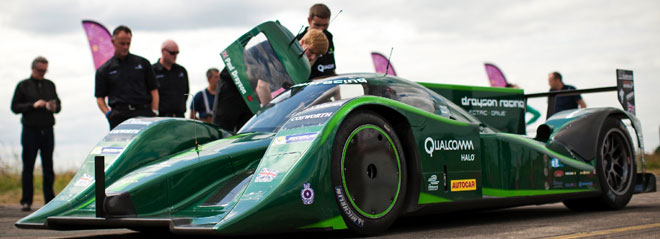 Drayson Racing a une victoire du record du monde de vitesse sur terre de FIA, juin 2013